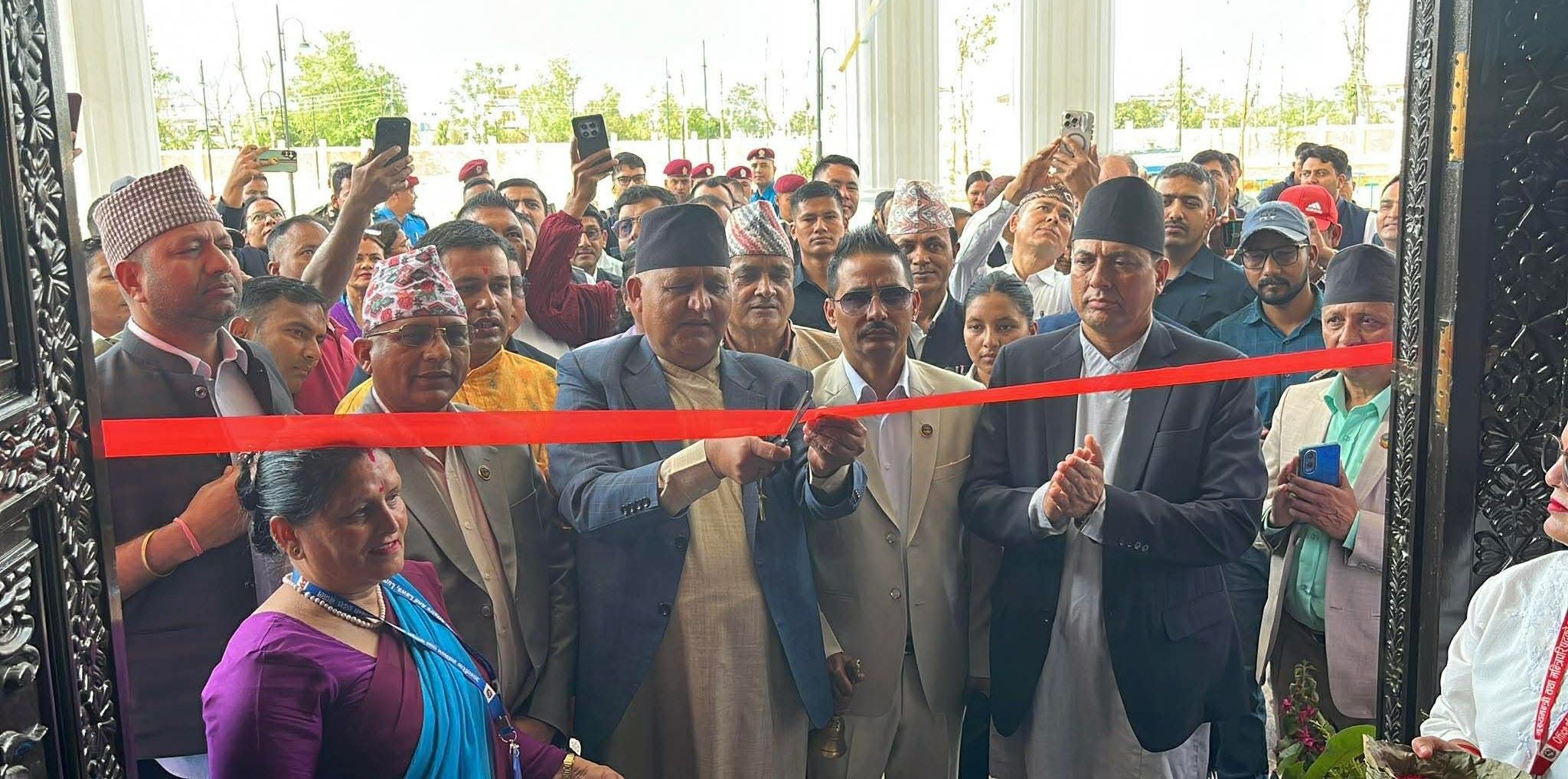 लुम्बिनी प्रदेश सरकारको आफ्नै प्रशासनिक भवनबाट सेवा